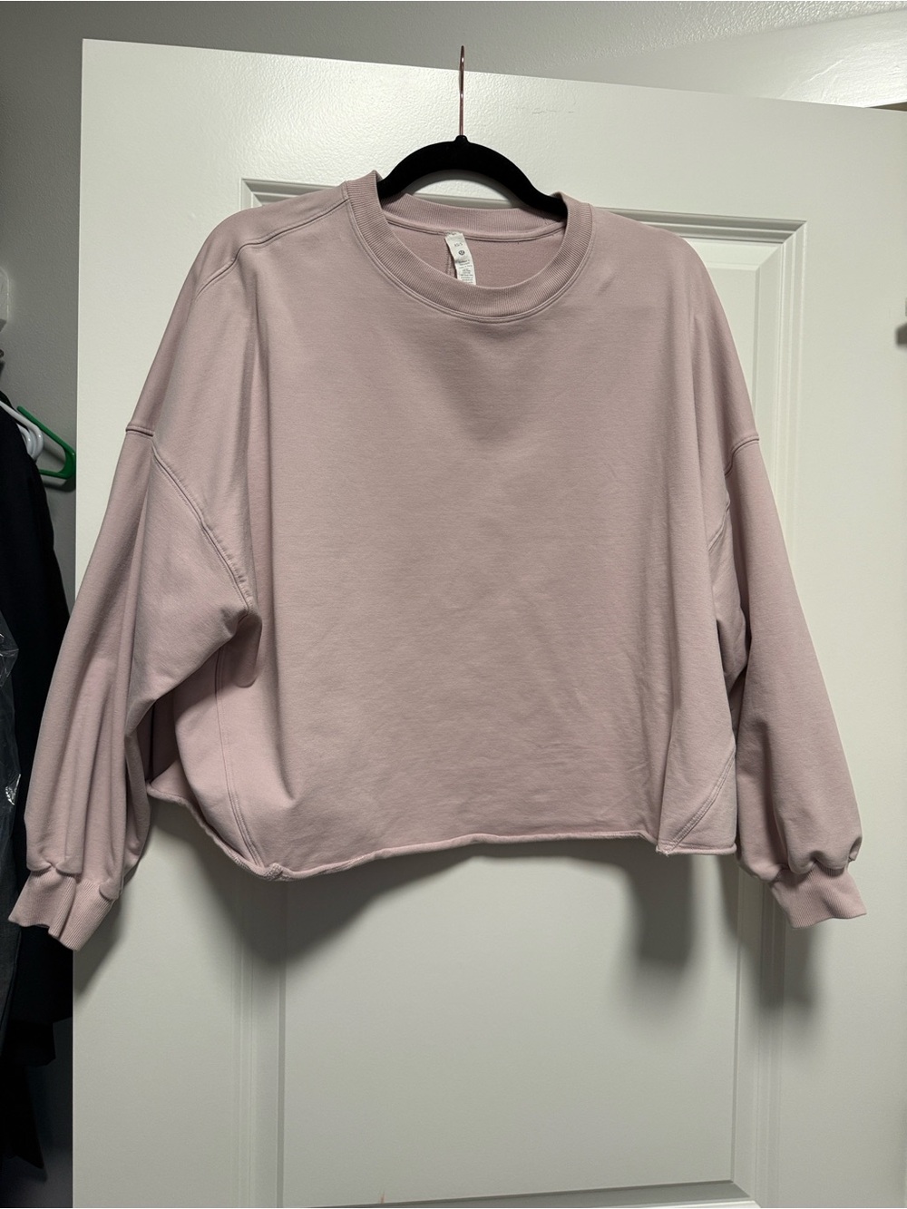 lululemon athletica Cropped Crew Sweatshirt in Light Mauve